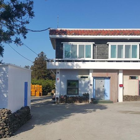 Jeju Mermuri Yerye-dong Экстерьер фото