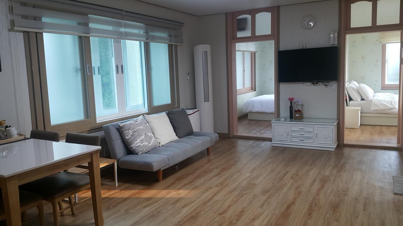Jeju Mermuri Yerye-dong Экстерьер фото
