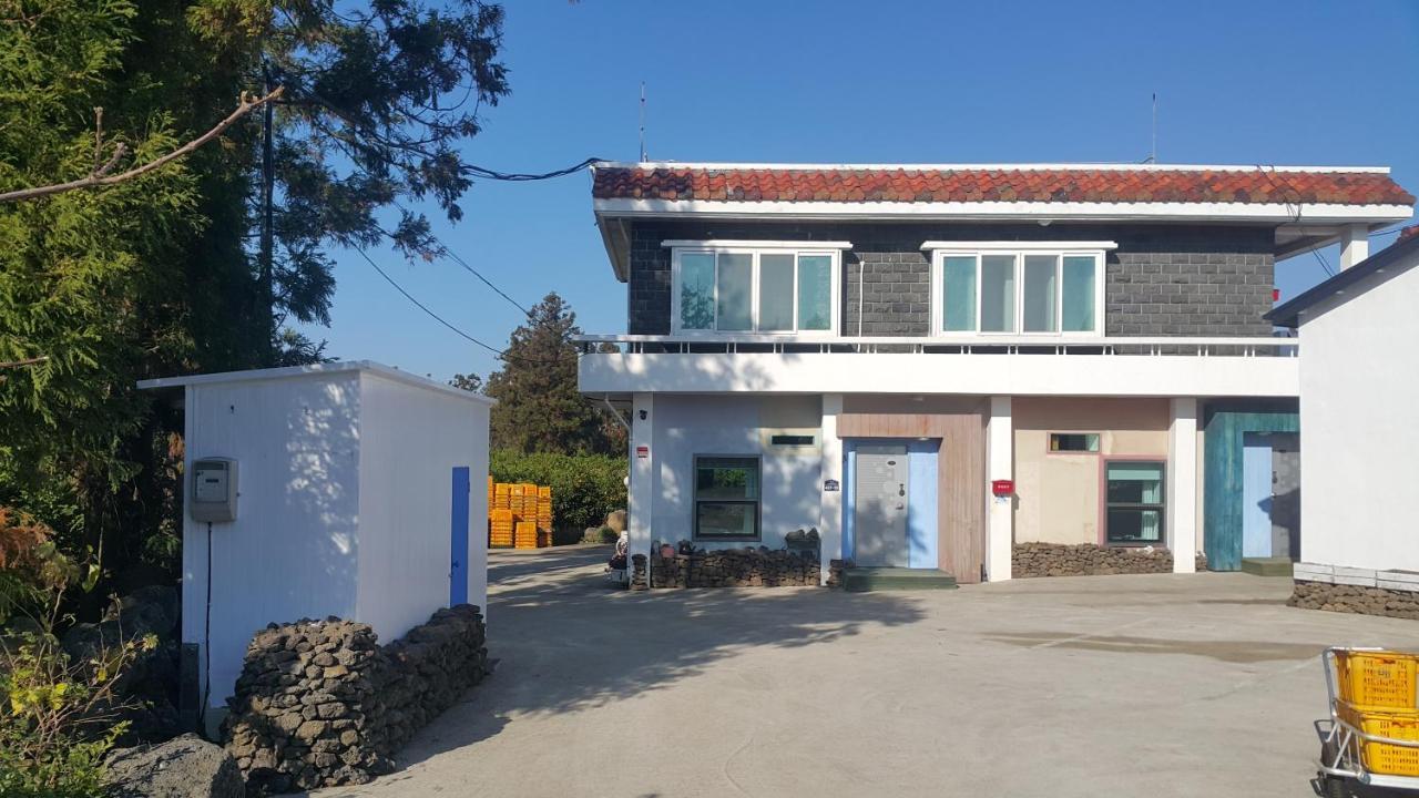 Jeju Mermuri Yerye-dong Экстерьер фото
